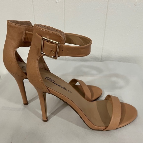 3/$25🎈Brecklles Sydney’s open toe single strap ankle strap stilettos sandals - Picture 3 of 12